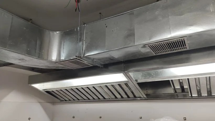 Kitchen Exhaust Hood – Installation View 3 - Modern Kitchen Equipments Balkampet