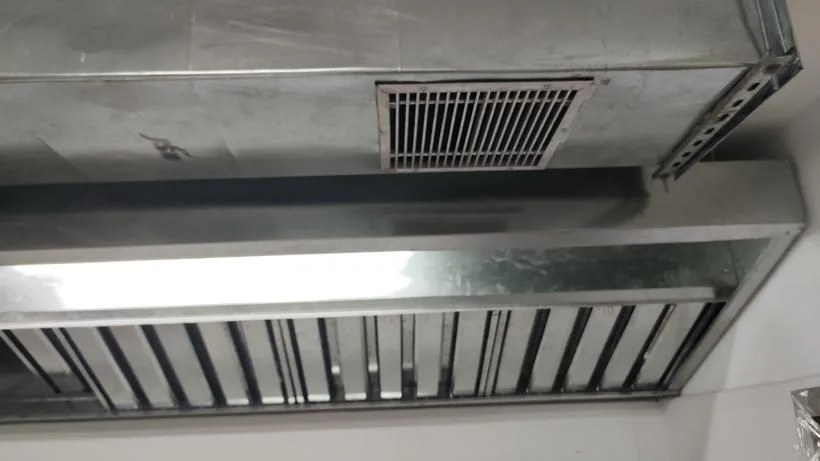 Kitchen Exhaust Hood – Installation View 6 - Modern Kitchen Equipments Balkampet